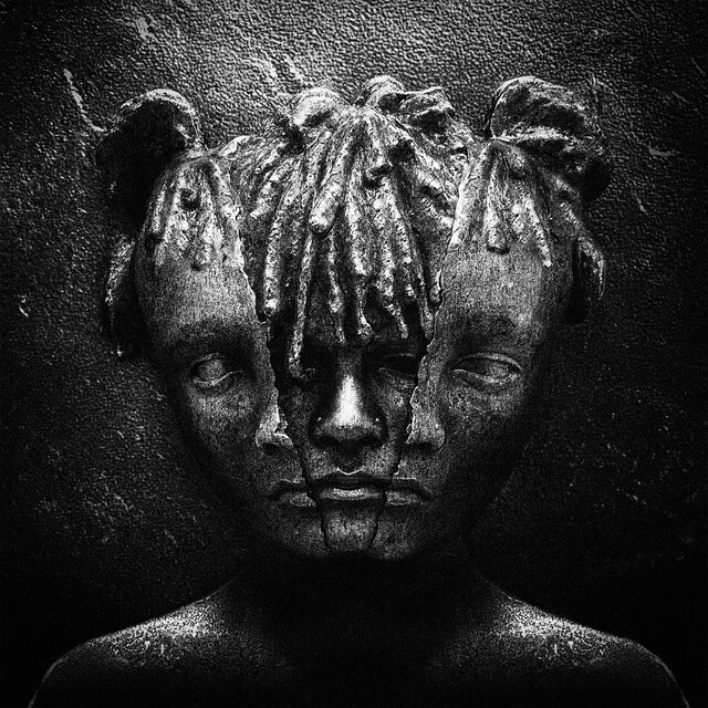 Ades the planet- Hollywood